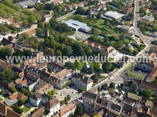 Photo aérienne de Nuits-Saint-Georges