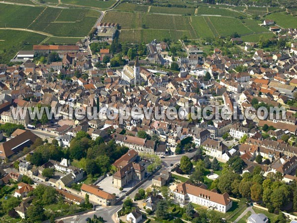 Photo aérienne de Nuits-Saint-Georges