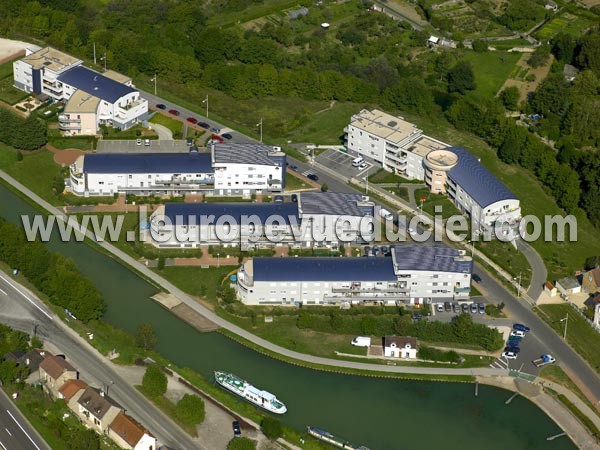 Photo aérienne de Plombires-ls-Dijon