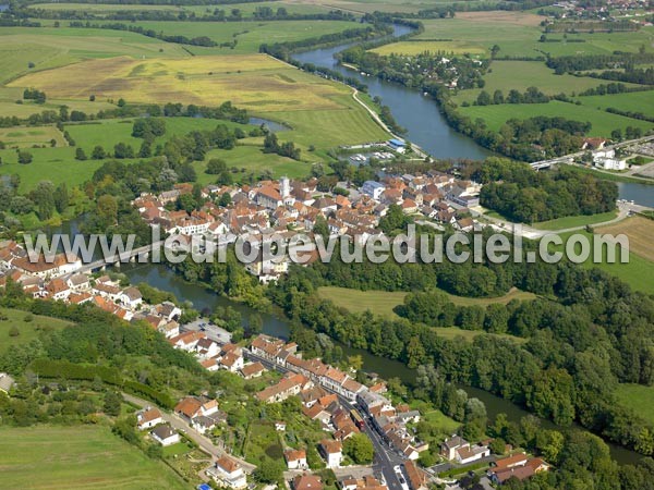 Photo aérienne de Pontailler-sur-Sane