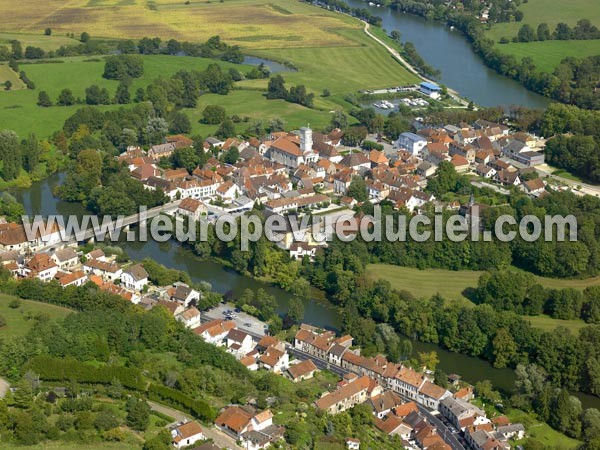 Photo aérienne de Pontailler-sur-Sane