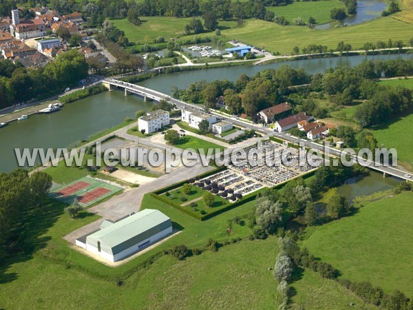 Photo aérienne de Pontailler-sur-Sane