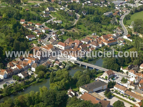 Photo aérienne de Pontailler-sur-Sane