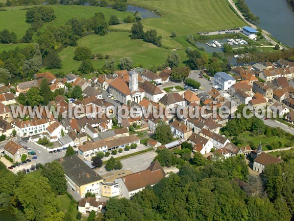 Photo aérienne de Pontailler-sur-Sane