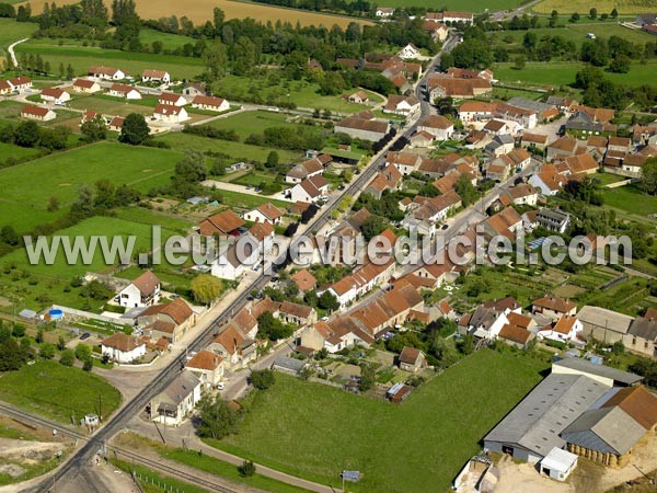 Photo aérienne de Pouillenay