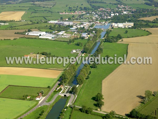 Photo aérienne de Pouilly-en-Auxois