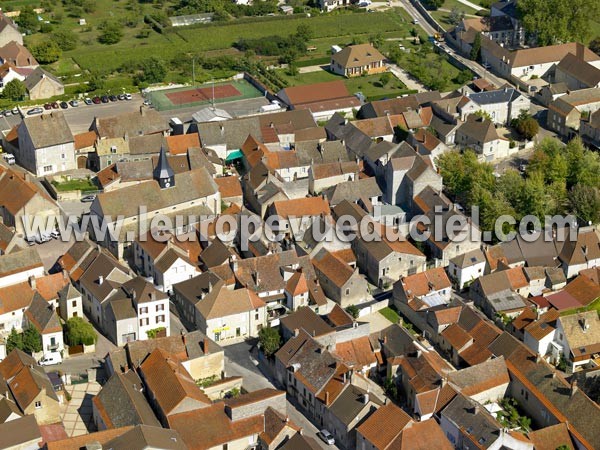 Photo aérienne de Puligny-Montrachet