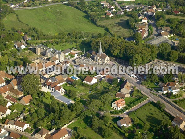 Photo aérienne de Saulieu