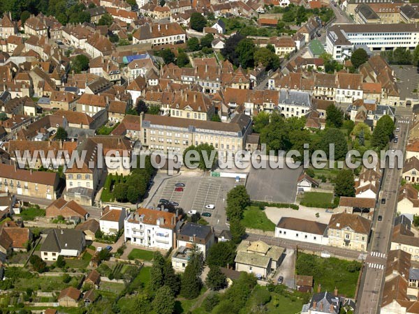 Photo aérienne de Semur-en-Auxois