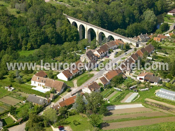 Photo aérienne de Semur-en-Auxois