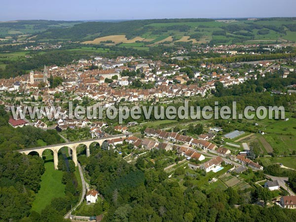 Photo aérienne de Semur-en-Auxois