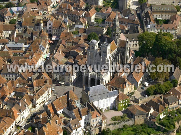 Photo aérienne de Semur-en-Auxois