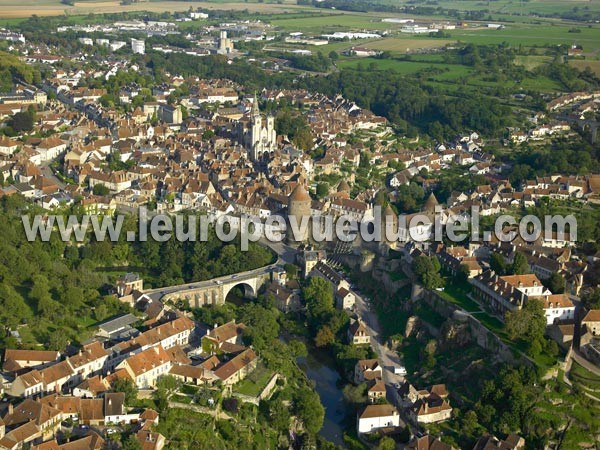 Photo aérienne de Semur-en-Auxois