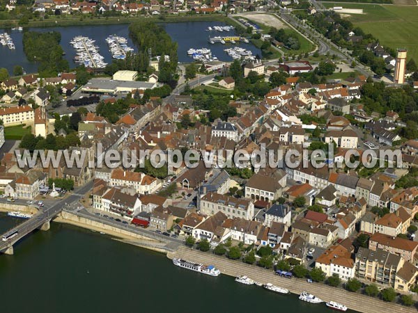 Photo aérienne de Saint-Jean-de-Losne