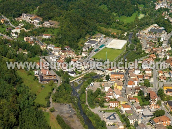 Photo aérienne de Sant'Omobono Imagna