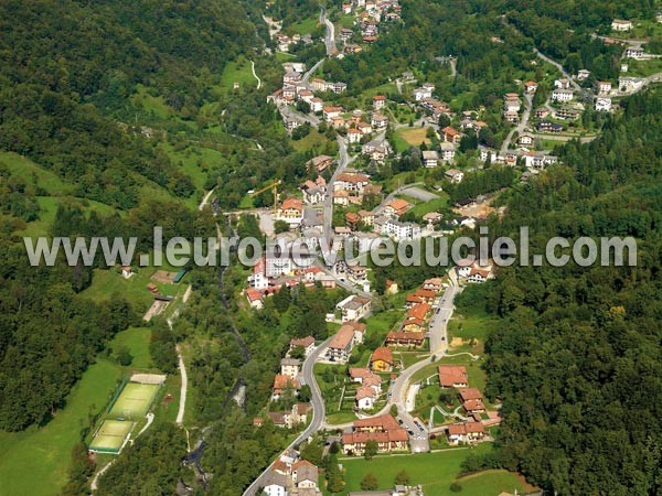 Photo aérienne de Sant'Omobono Imagna