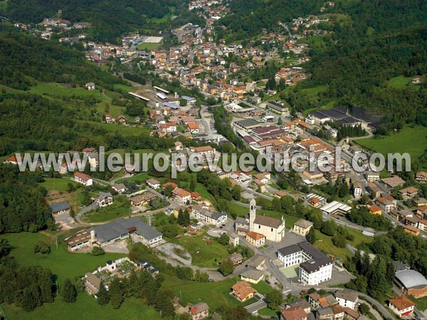 Photo aérienne de Sant'Omobono Imagna