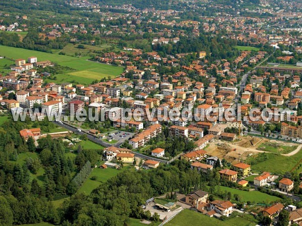 Photo aérienne de Torre Boldone