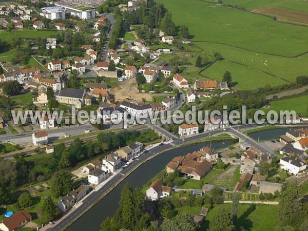 Photo aérienne de Ciry-le-Noble