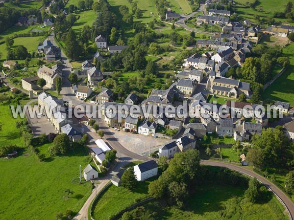 Photo aérienne de Cussy-en-Morvan