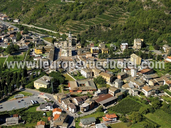 Photo aérienne de Tirano