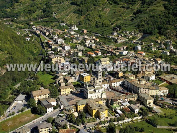 Photo aérienne de Tirano