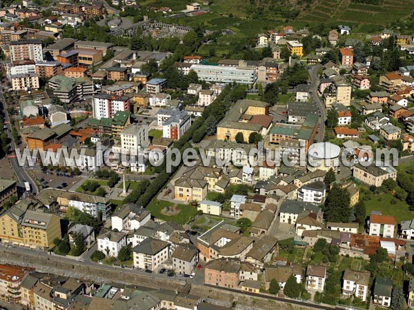 Photo aérienne de Tirano