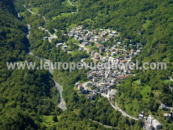 Photo aérienne de Villa di Chiavenna