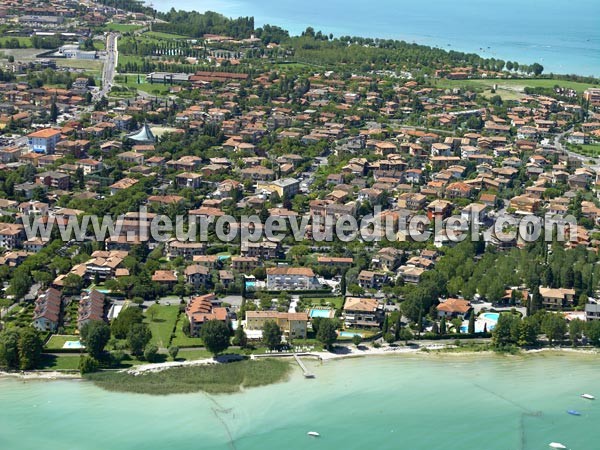 Photo aérienne de Sirmione