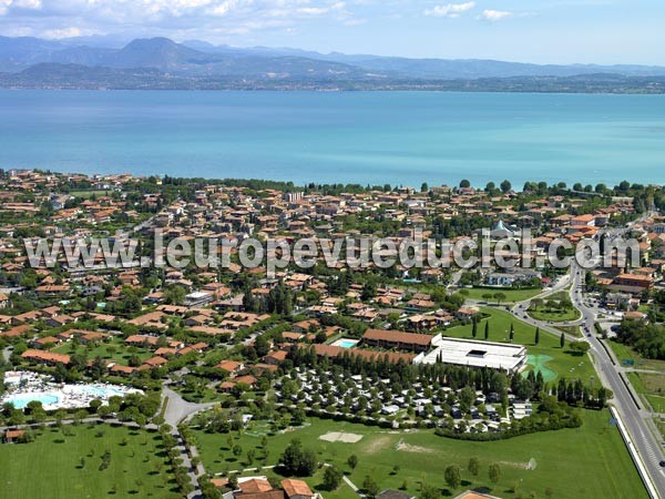 Photo aérienne de Sirmione