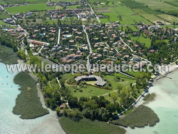 Photo aérienne de Sirmione