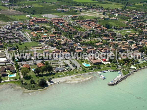 Photo aérienne de Sirmione