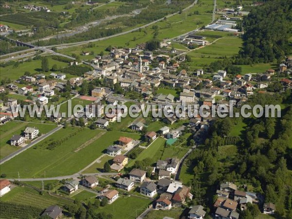 Photo aérienne de Mazzo di Valtellina