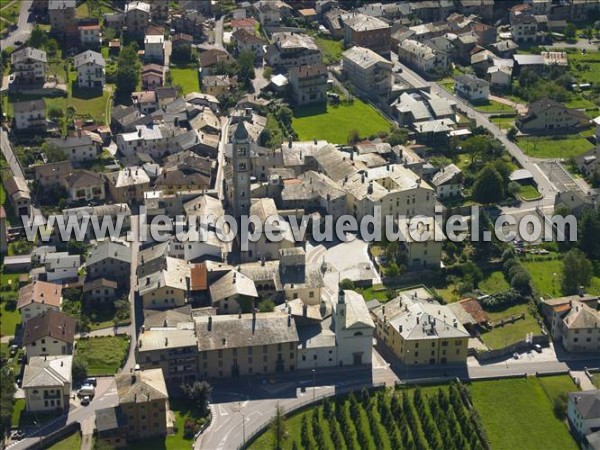 Photo aérienne de Mazzo di Valtellina