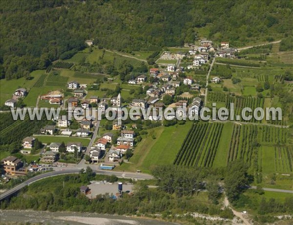 Photo aérienne de Mazzo di Valtellina