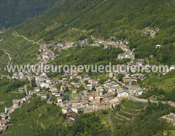 Photo aérienne de Montagna in Valtellina