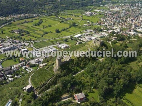 Photo aérienne de Montagna in Valtellina