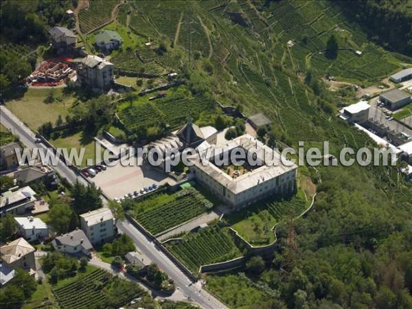 Photo aérienne de Montagna in Valtellina