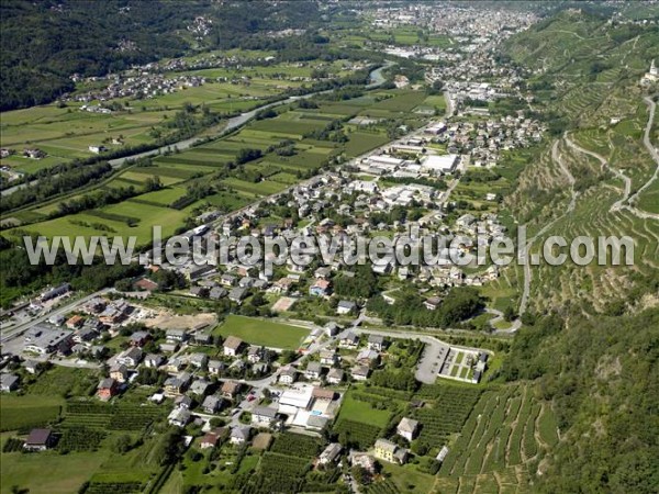 Photo aérienne de Poggiridenti