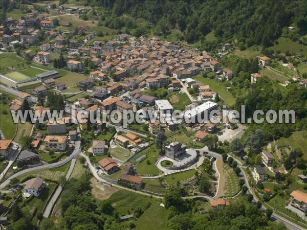 Photo aérienne de Valbrona