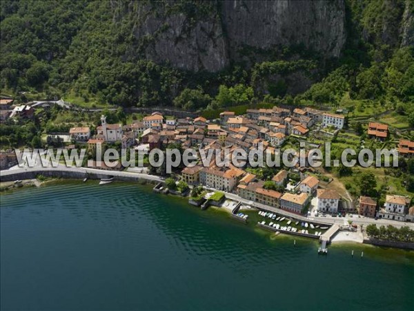 Photo aérienne de Oliveto Lario