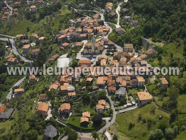 Photo aérienne de Oliveto Lario