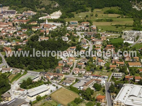 Photo aérienne de Cesana Brianza