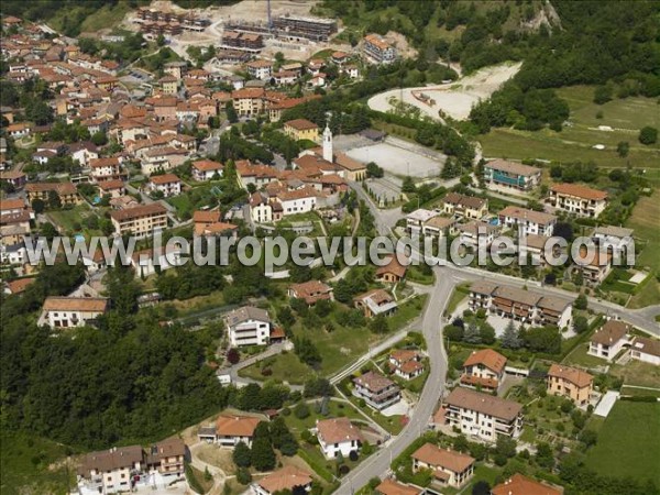 Photo aérienne de Cesana Brianza