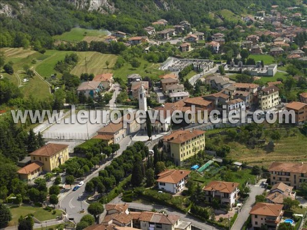 Photo aérienne de Cesana Brianza