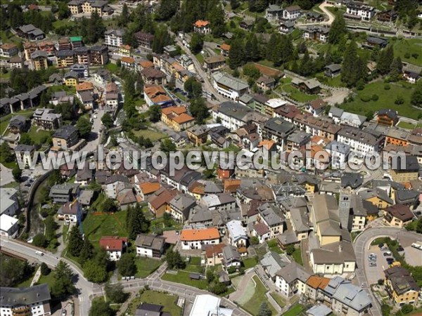 Photo aérienne de Ponte di Legno