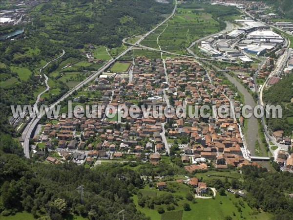 Photo aérienne de Cividate Camuno