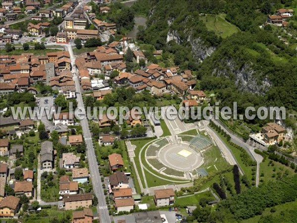 Photo aérienne de Cividate Camuno