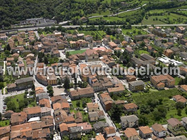 Photo aérienne de Cividate Camuno