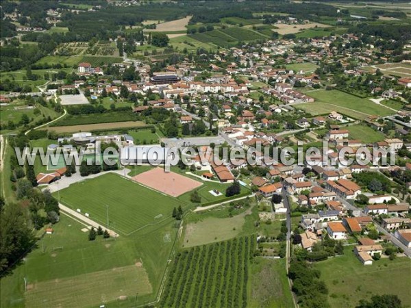 Photo aérienne de Salaise-sur-Sanne